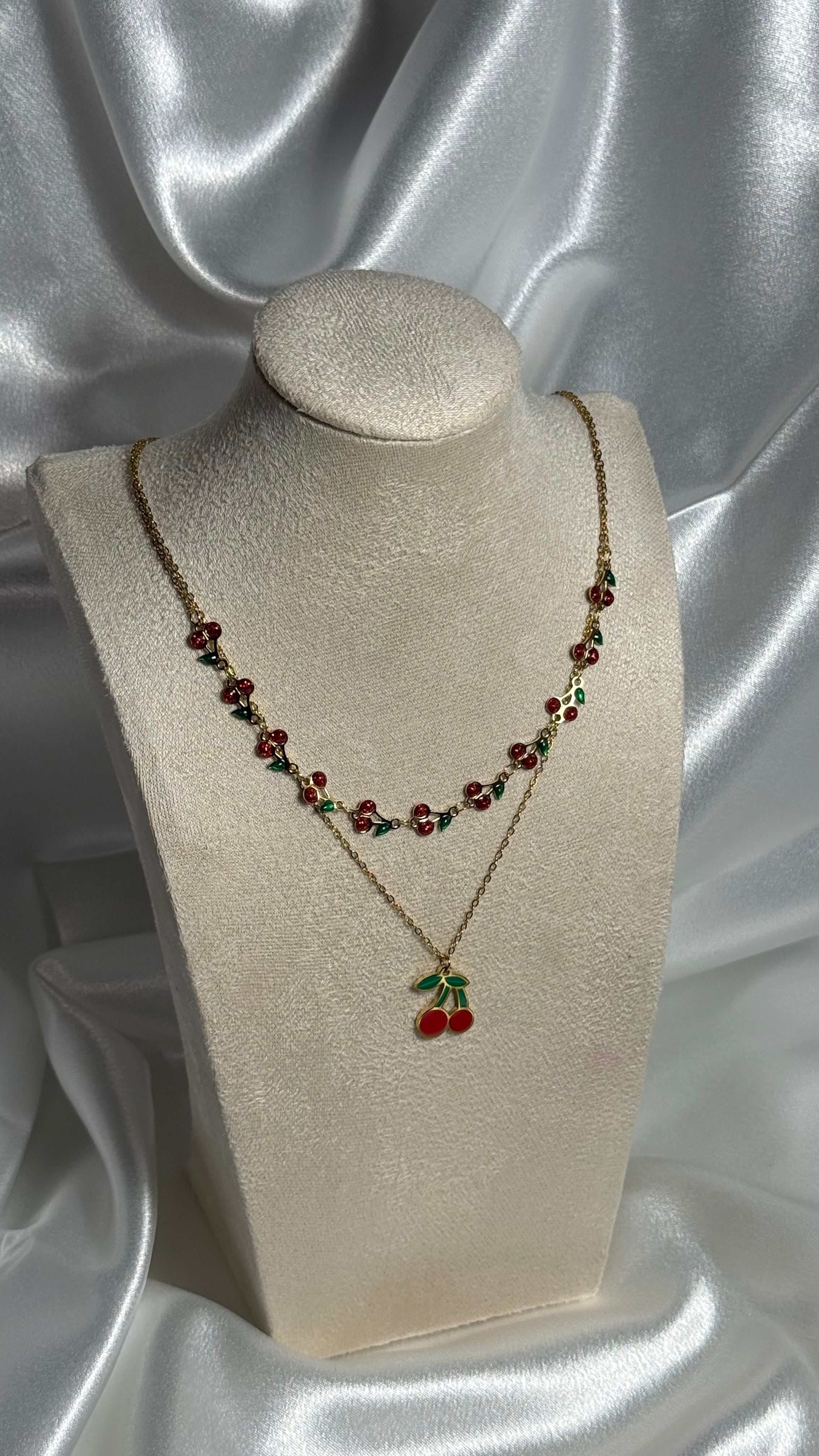 Collier Cerise