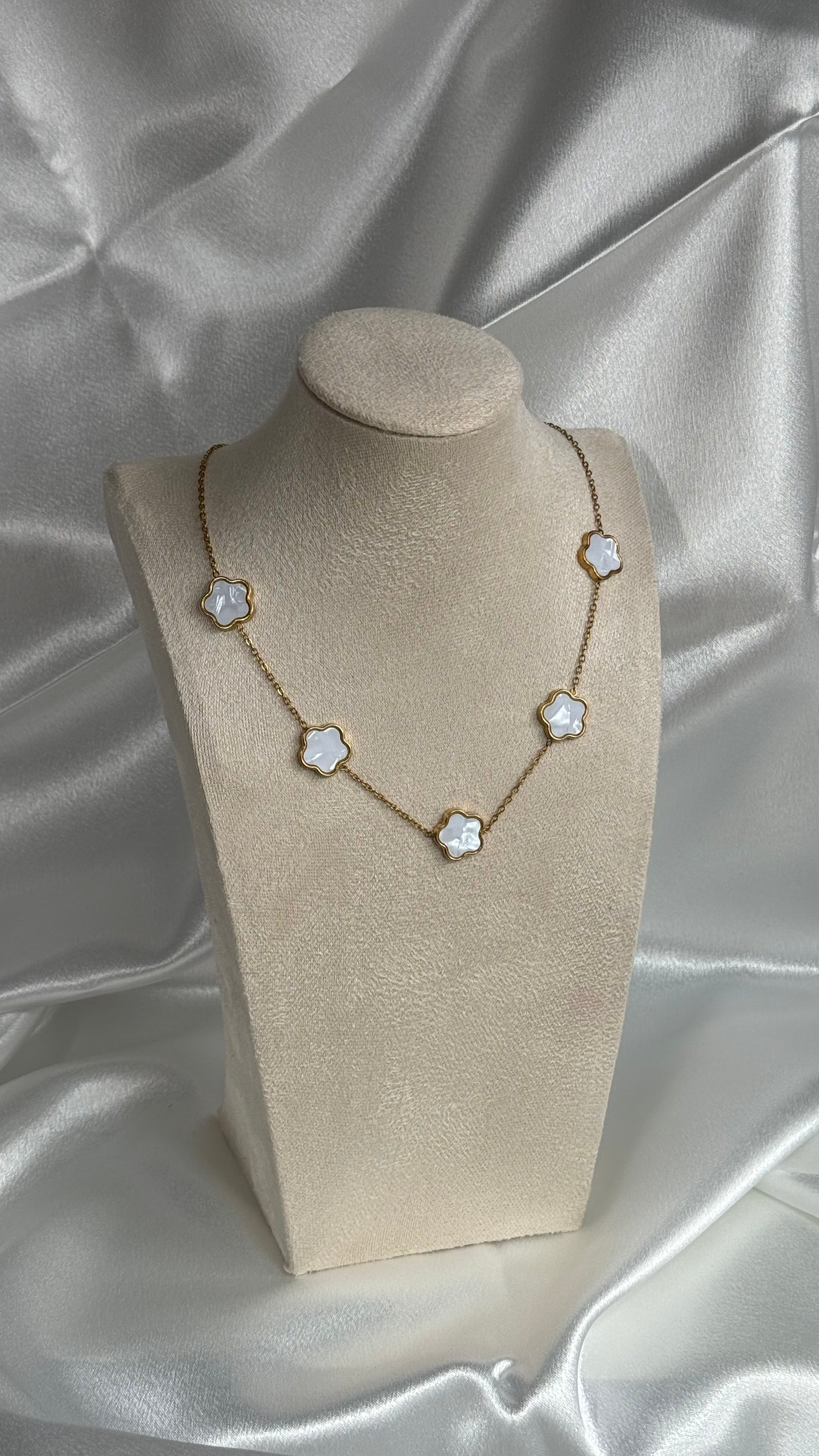 Collier Trèfle Blanc